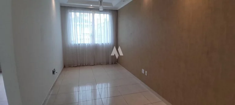 Imagem Casa Sobreposta com 03 quartos (01 suíte) - Lavabo- Varanda Gourmet - Bairro Campo Grande
