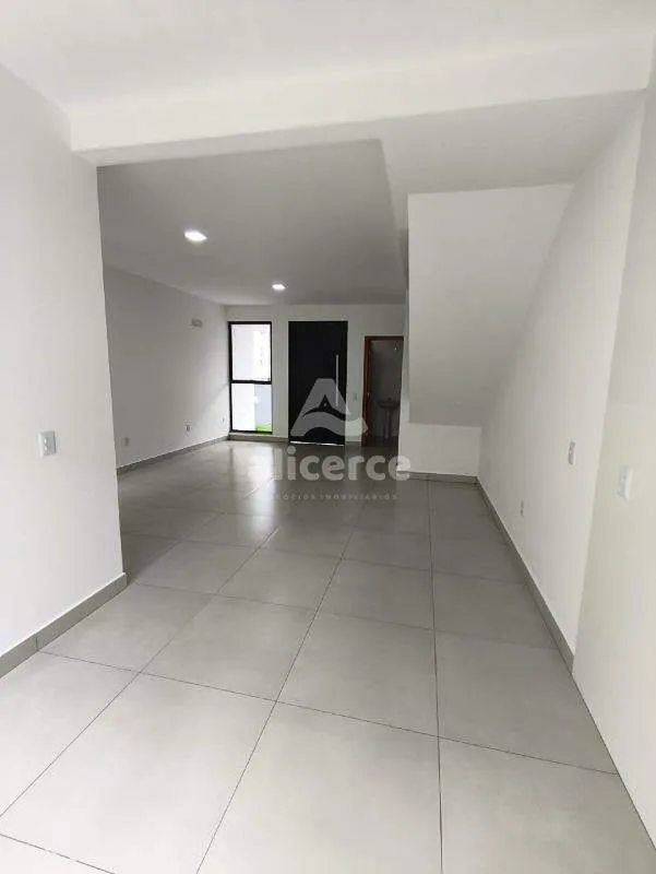 Imagem Sobrado à venda com 3 quartos 1 suíte, 100m² em Serraria São José
