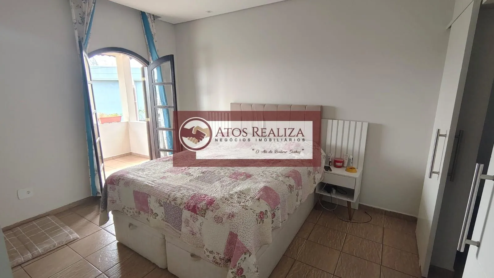 Imagem Casa à venda em Interlagos, São Paulo | 170m², 3 dorms