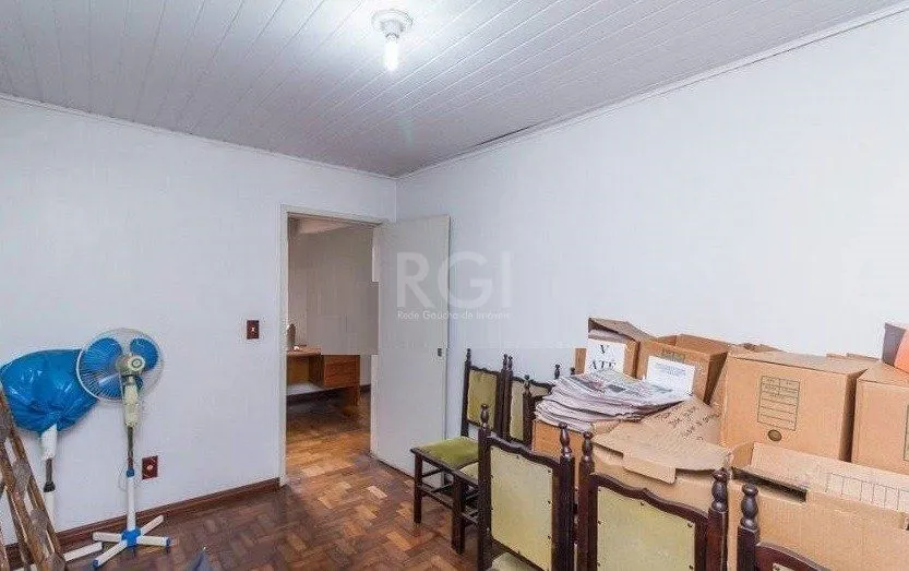 Imagem Predio para Venda - 120m², 3 dormitórios, 3 vagas - Partenon