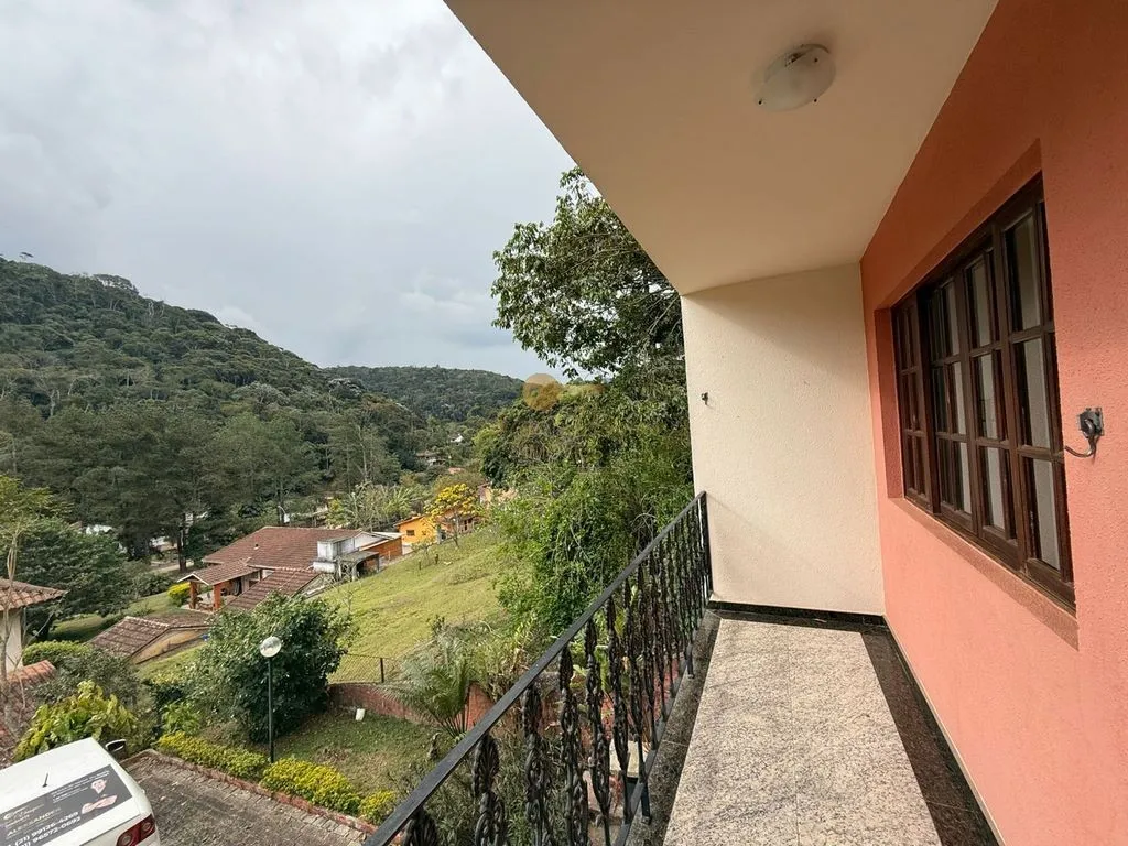 Imagem Casa em Condomínio para Venda em Teresópolis / RJ no bairro Albuquerque