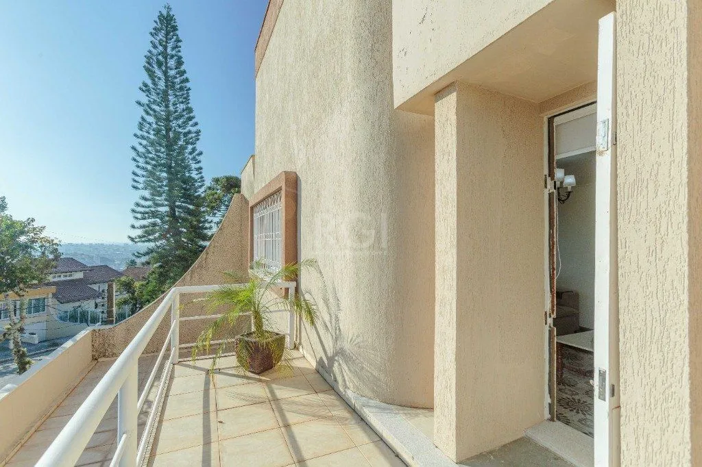 Imagem Casa a venda com 400m², bairro, Teresópolis