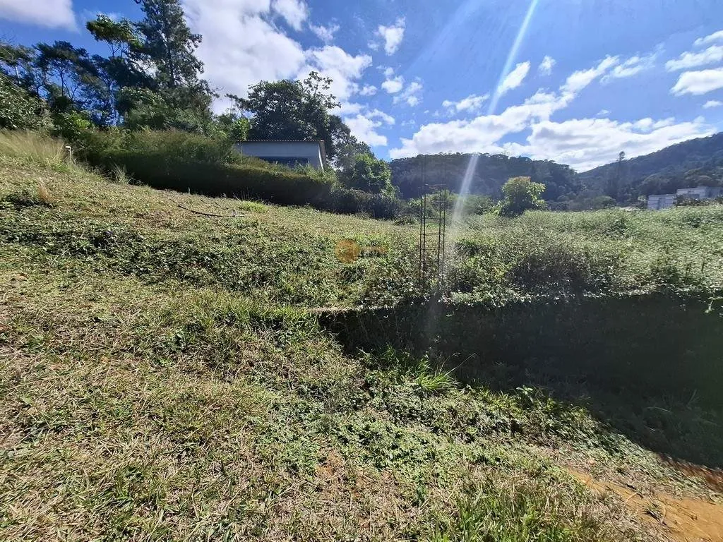 Imagem Terreno para Venda em Teresópolis / RJ no bairro Ermitage