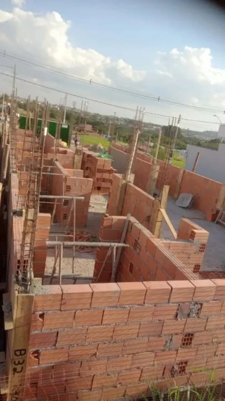 Imagem Casa de Luxo em Condomínio: 3 Suítes, 4 Banheiros, 2 Vagas - Jardim Novo Horizonte, Sorocaba-SP - 250m².