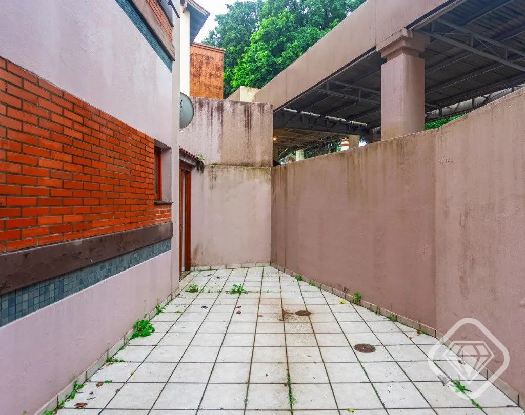 Imagem Apartamento térreo amplo, com pátio exclusivo e sacadão com churrasqueira em Ipanema, próximo à...