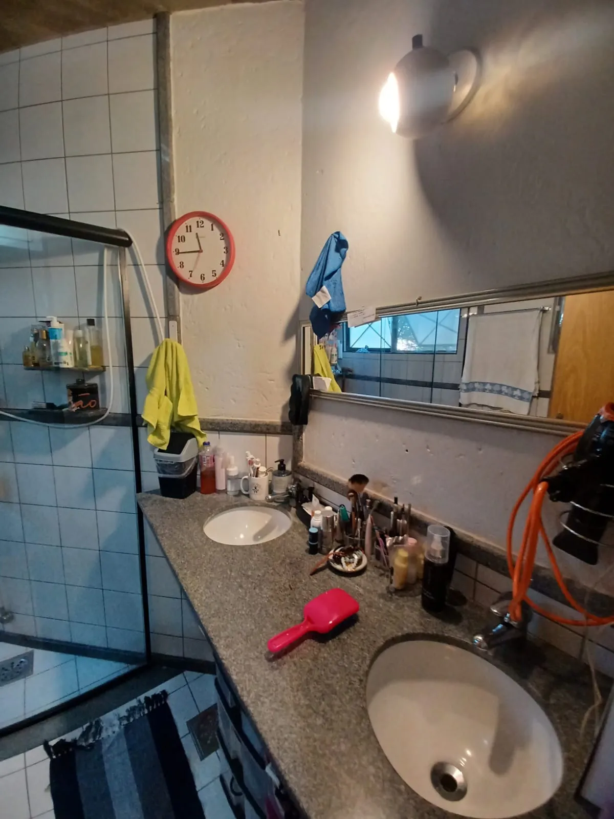 Imagem Belíssima casa 3 Dormitórios no Condomínio Vivendas do Lago!