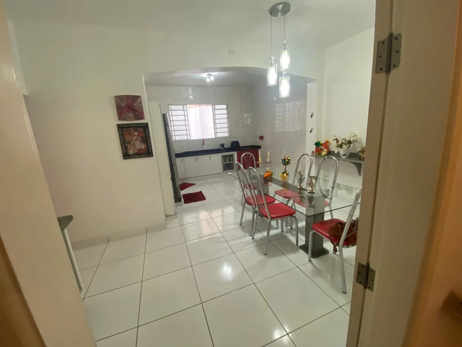 Imagem Comercial à venda 4 Quartos, 2 Suites, 4 Vagas, 136M², Centro, Aparecida - SP