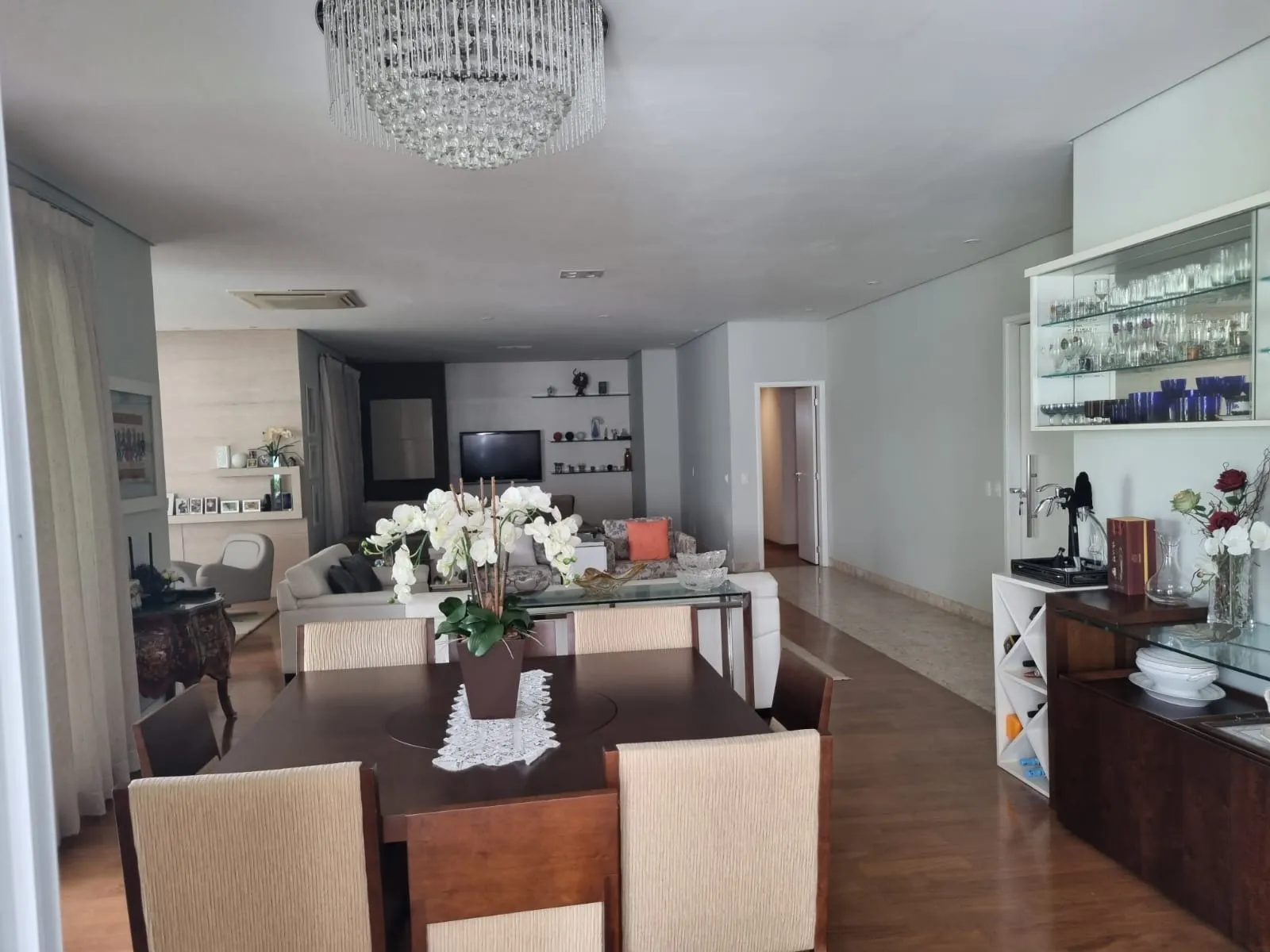 Imagem LINDO APARTAMENTO DE 322M² NO RESIDENCIAL THE PENTHOUSES TAMBORÉ!!!