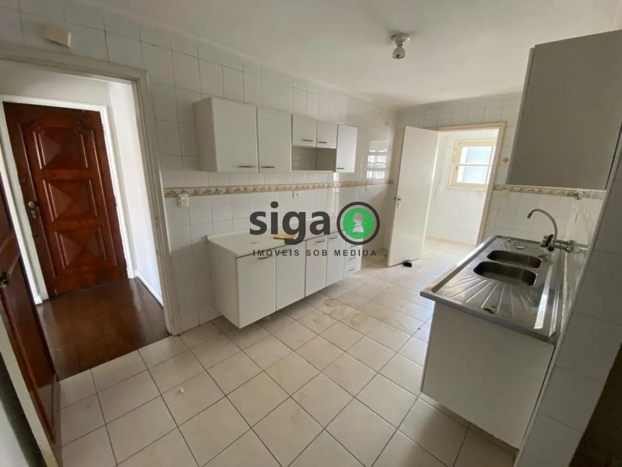 Imagem Apartamento no Jardim Paulista com 167m², 4 quartos, 1 suíte, 2 vagas.