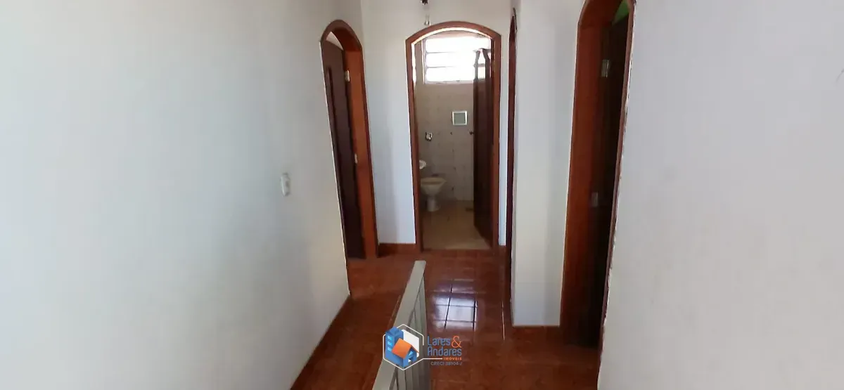 Imagem Casa de vila para venda em Vila Romano com 4 quartos, sendo 1 suíte, 190m²