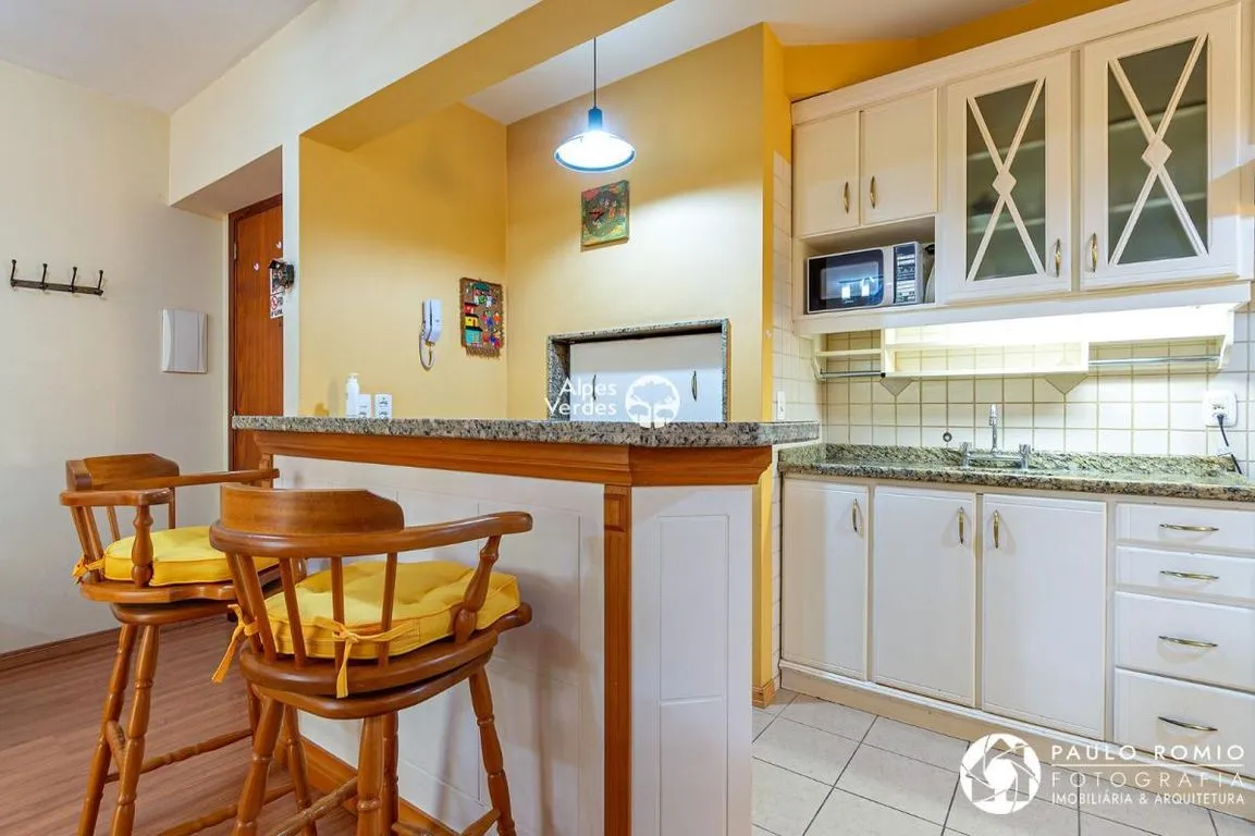 Imagem Vende-se apartamento mobiliado em Gramado a 5 minutos da Rua Coberta
