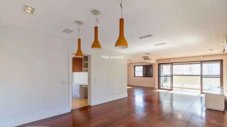 Imagem Imperdível! Apartamento de Luxo em Moema, São Paulo-SP: 3 quartos, 3 suítes, 3 banheiros, 4 vagas de garagem, 230m² de área