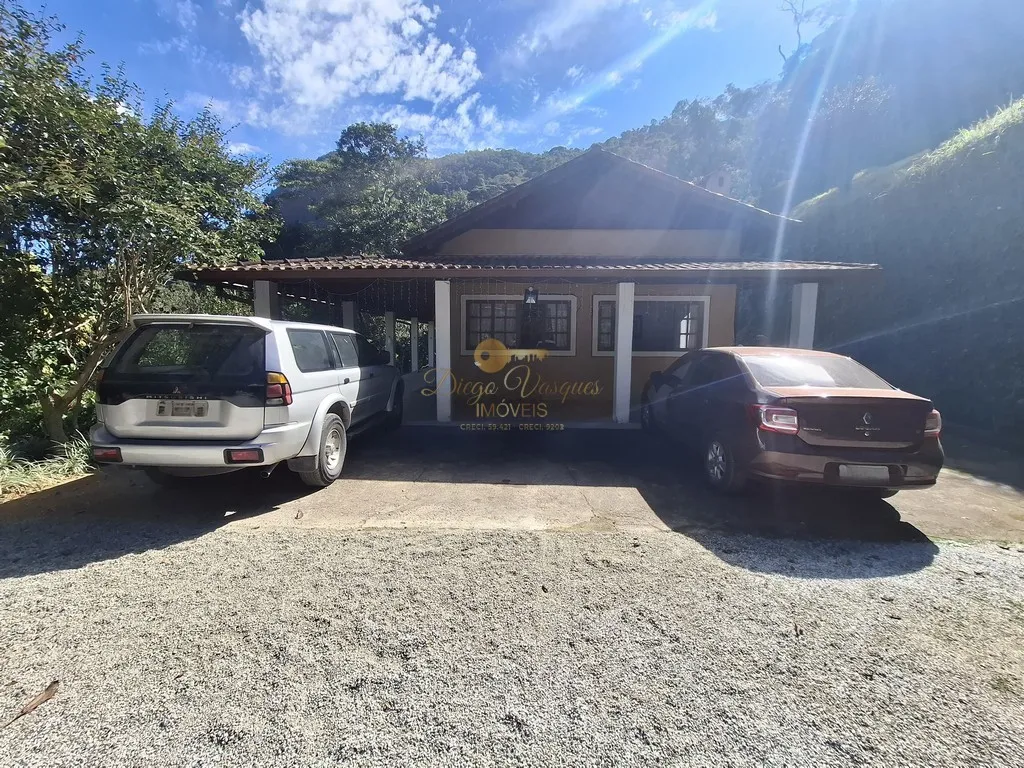 Imagem Casa para Venda em Teresópolis / RJ no bairro Santa Rita