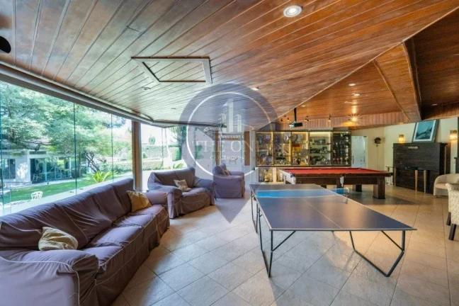 Imagem Imóvel de luxo em condomínio na Chácara Monte Alegre, São Paulo-SP: 5 quartos, 5 suítes, 5 salas, 9 banheiros, 953m² de área. Venda ou locação!