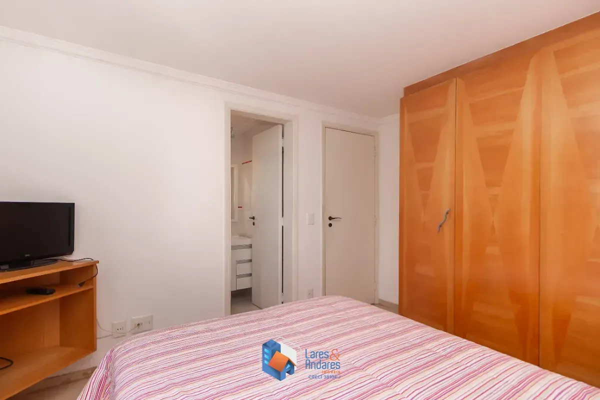Imagem Cobertura para venda em Moema com 4 quartos, sendo 2 suítes, 206m²