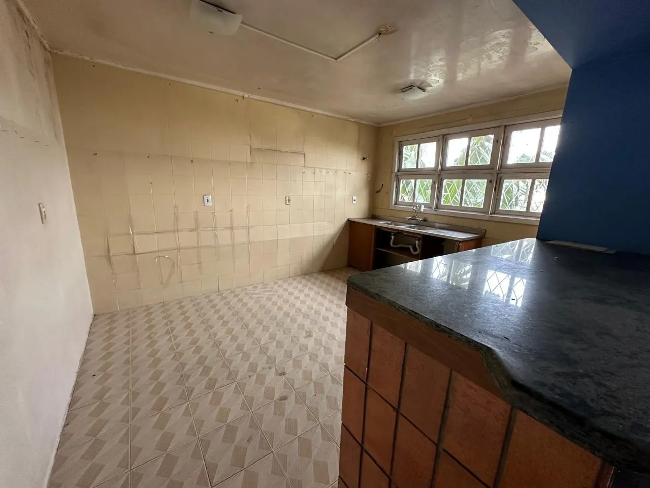 Imagem Casa em condomínio com 3 quartos, suíte e 200 m² - Tristeza