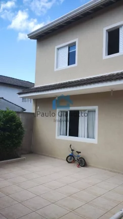 Imagem Casa à venda no Outeiro de Passárgada em Cotia/SP