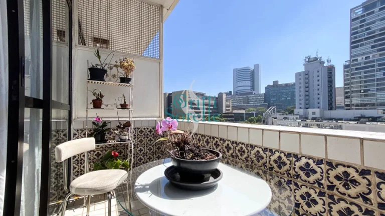Imagem Apartamento à Venda em Cerqueira César - São Paulo/SP.