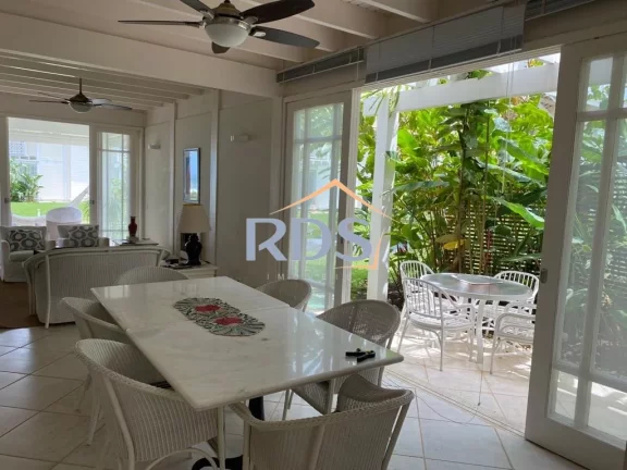 Imagem Vende casa de alto padrão em condomínio de frente ao mar em Maresias