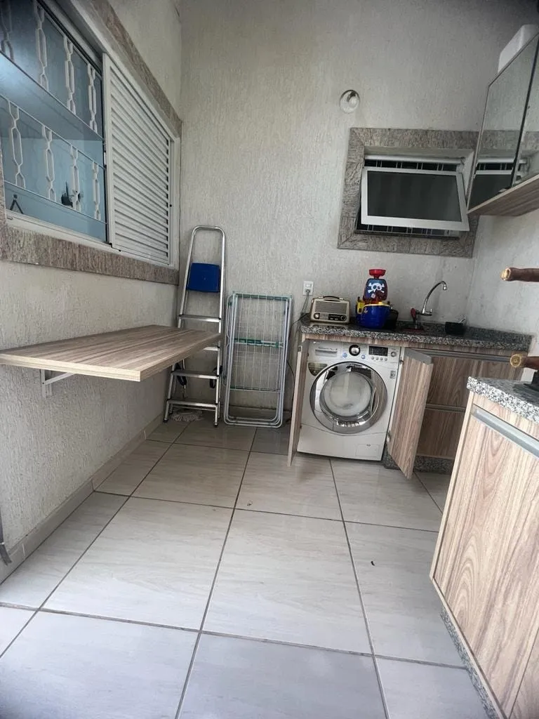 Imagem Casa à venda 3 Quartos, 1 Suite, 1 Vaga, Parque Senhor do Bonfim, Taubaté - SP