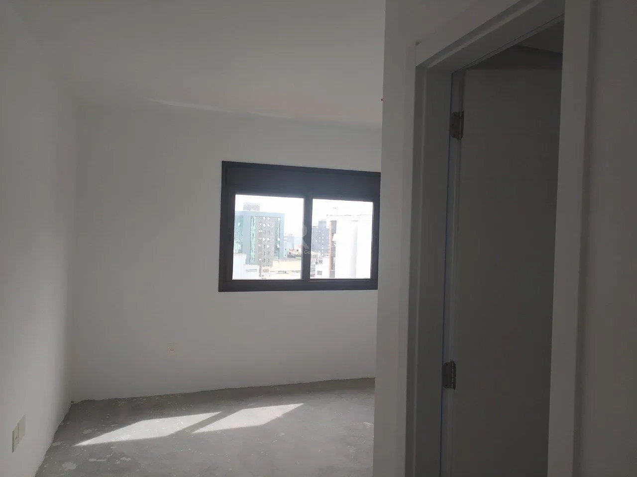 Imagem Apartamento para Venda - 119.65m², 3 dormitórios, sendo 1 suites, 2 vagas - Petrópolis