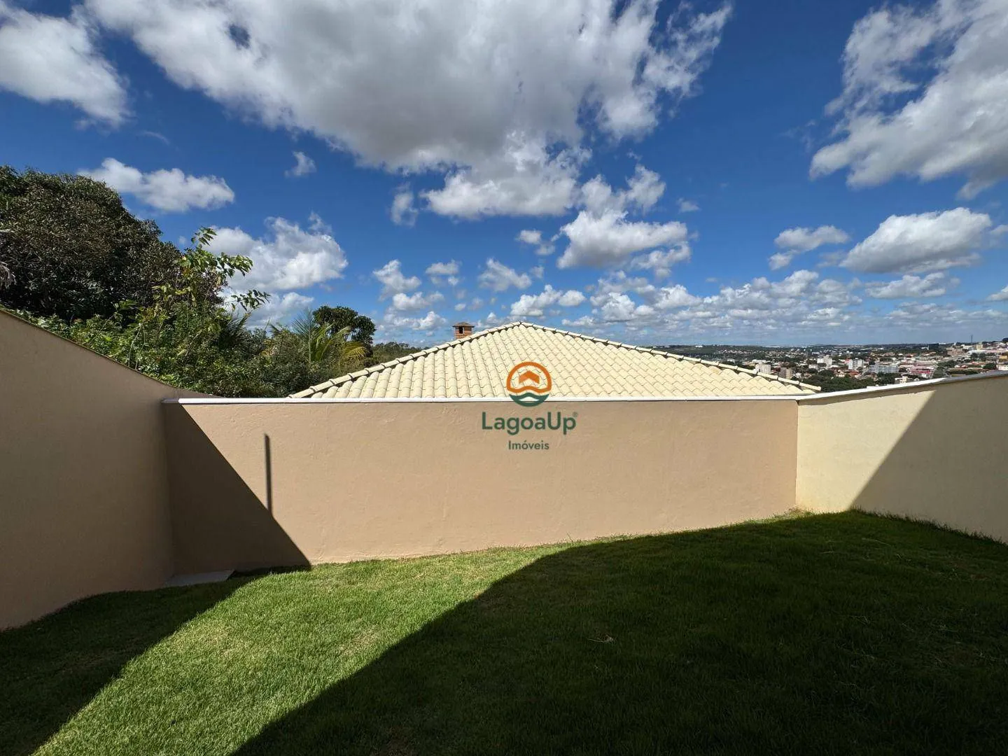 Imagem Casa com 4 dormitórios à venda, 186 m² por R$ 1.300.000 - Condomínio Quintas do Altíssimo - Lagoa Santa/MG