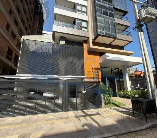 Apartamento a venda com 3 suites no centro de Torres/RS