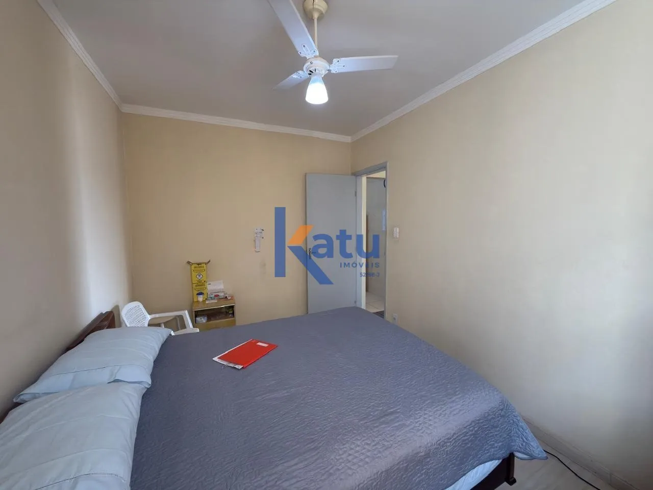 Imagem CASA PARA VENDA NO BAIRRO ELOY CHAVES EM JUNDIAÍ/SP

O imóvel possui 01 sala de estar equipada com...