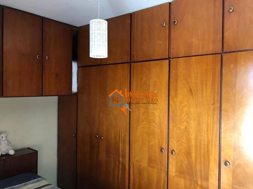 Imagem Casa com 3 dormitórios à venda, 350 m² por R$ 1.200.000,00 - Jardim Santa Bárbara - Guarulhos/SP