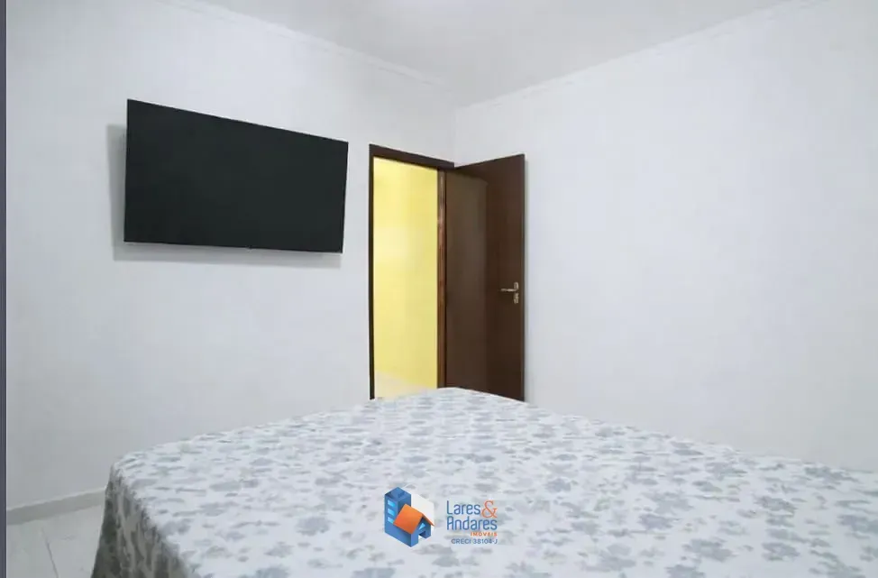 Imagem Sobrado para venda em Chácara Inglesa com 3 quartos, sendo 1 suíte, 86m²
