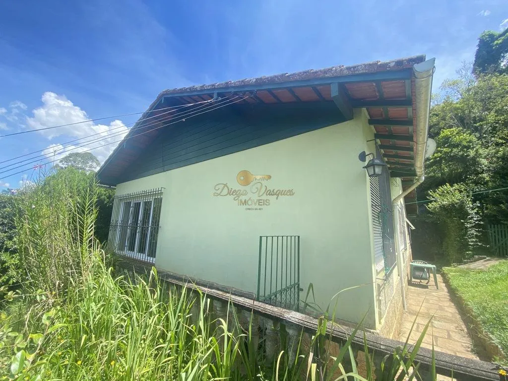 Imagem Casa para Venda em Teresópolis / RJ no bairro Albuquerque