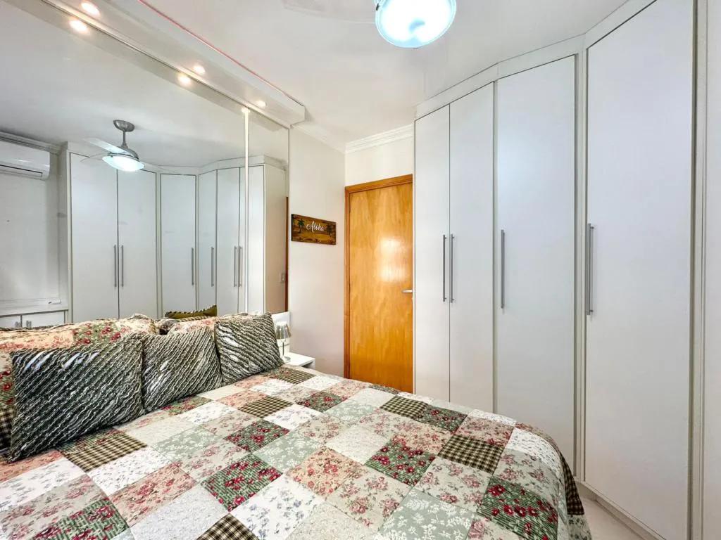 Imagem Apartamento 4 Dormitórios - Bairro Navegantes