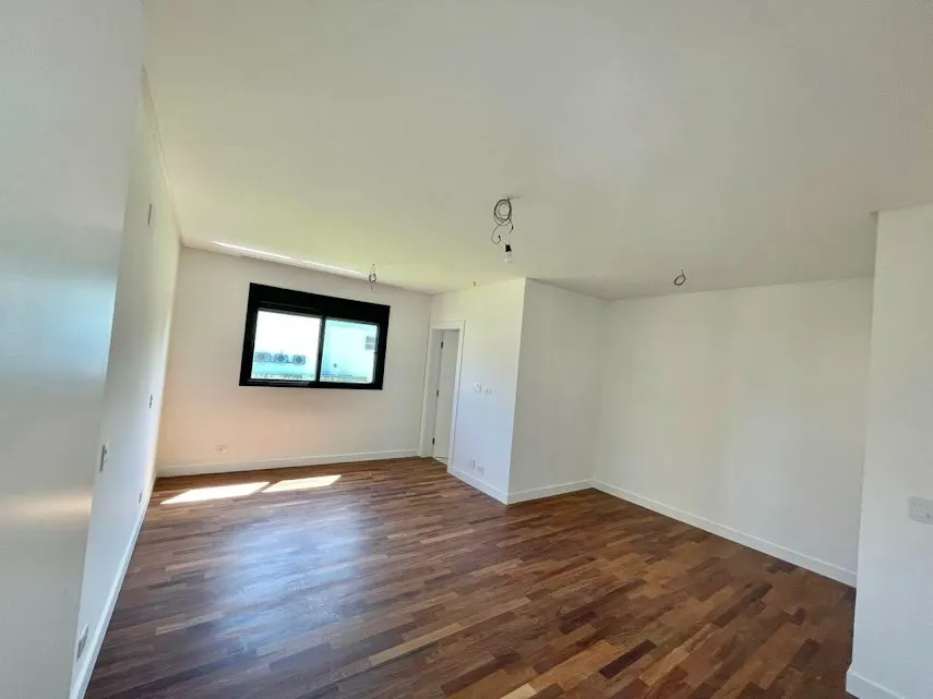 Imagem Sobrado de 560m² Localizado no Alphaville Res. Dois - Barueri - SP!