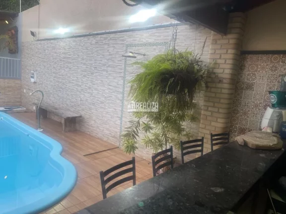 Imagem Casa com 4 dormitórios e piscina no Núcleo Habitacional Silvério Cartafina