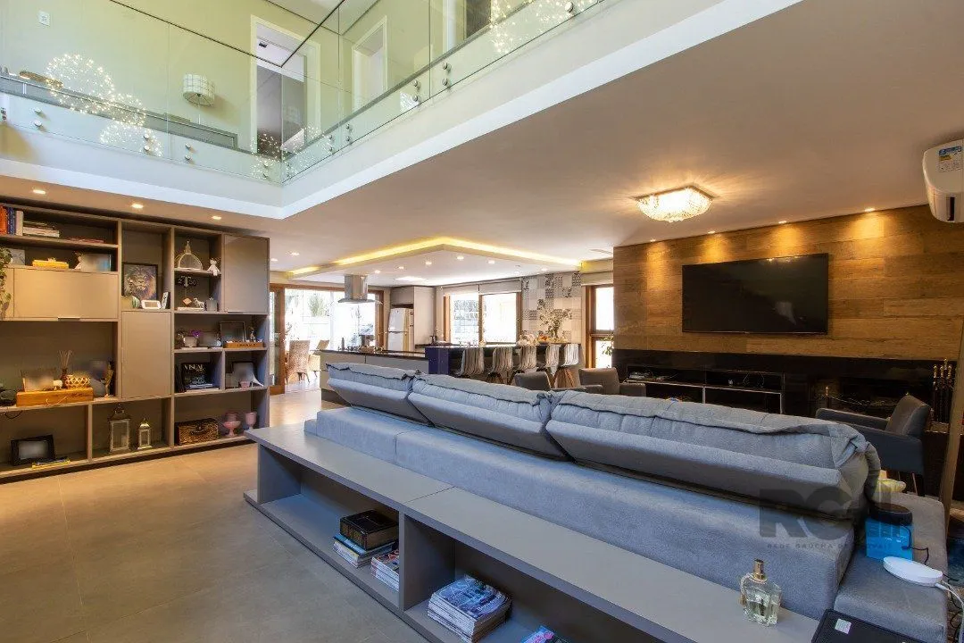 Imagem Casa de Condomínio em Krahe