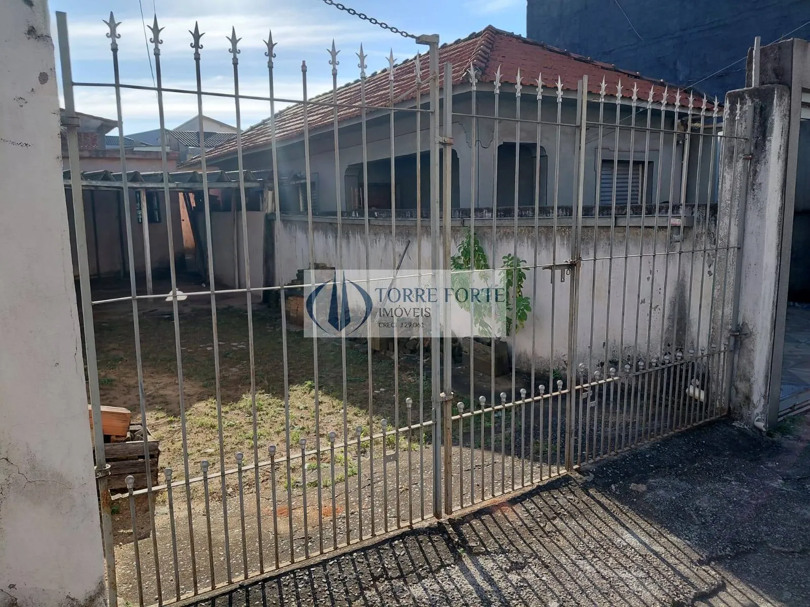 Imagem Casa térrea 130 m² para reforma ou investimento na Chacára Mafalda.