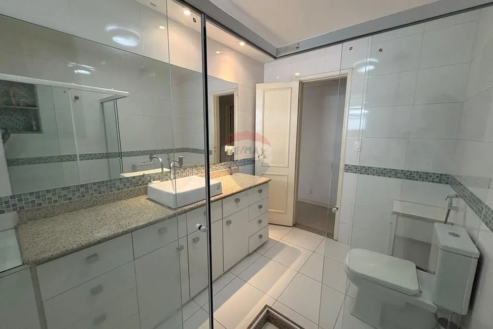 Imagem Apartamento Amplo na Tijuca, Ótimo Preço! Use FGTS ou Financiamento!