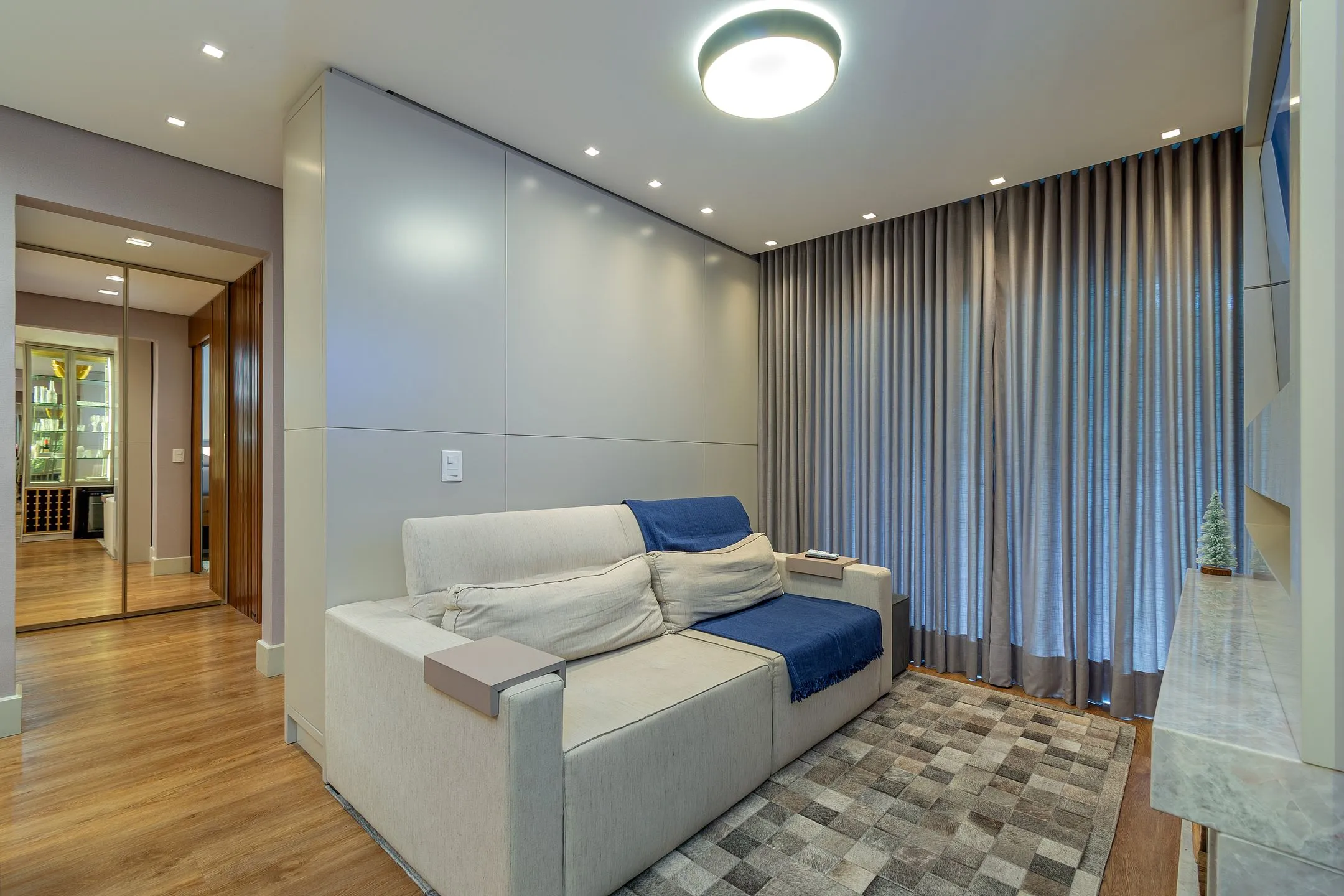 Imagem Apartamento à venda em Canela, Centro, com 1 quarto, 52.66m2
