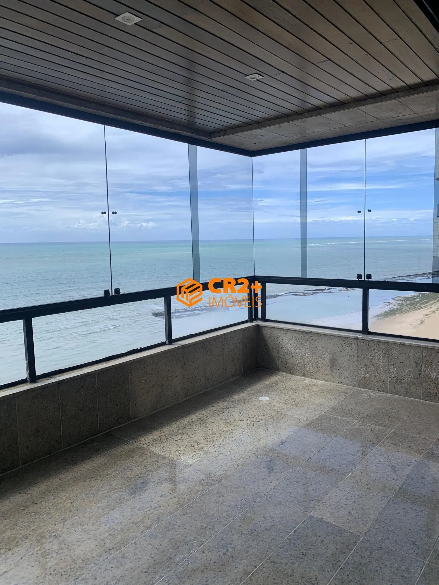 Imagem Vendo apartamento beira mar de piedade com 4 suítes- 247m²
