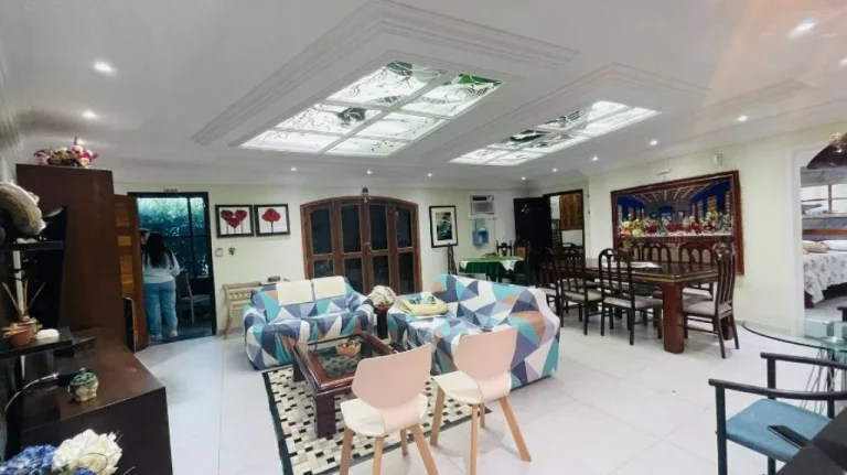 Imagem CASA COM 150 m² - CANTO DO FORTE - PRAIA GRANDE SP