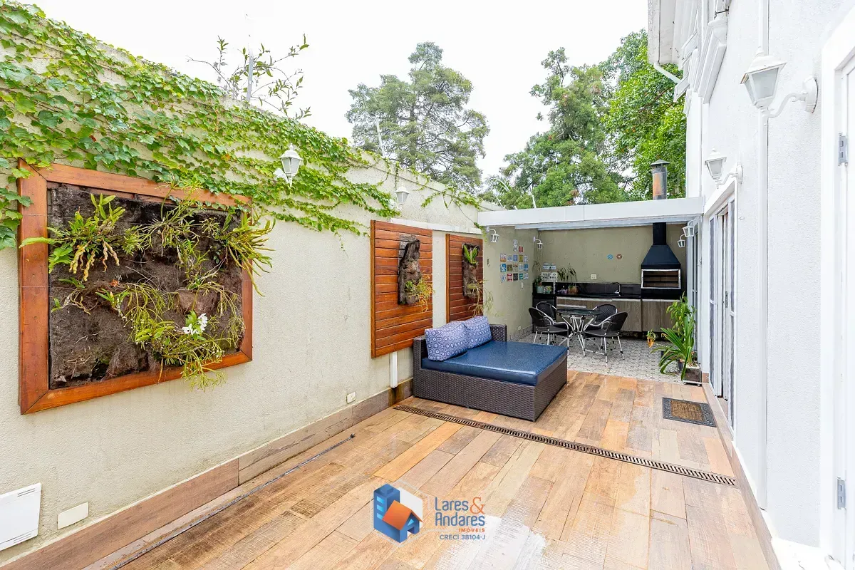 Imagem Casa no condomínio CONDOMINIO SAINT GERMAIN para venda com 4 quartos, sendo 4 suítes, 247m²
