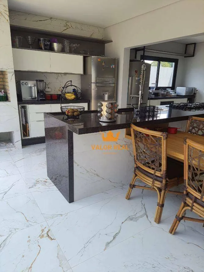 Imagem O aconchego do lar em um imóvel de alto padrão. Condomínio fechado Terras de Jundiaí, Sobrado 380 m2 R$ 2.250 mil