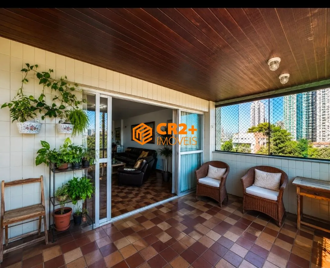 Imagem Vendo 4 quartos, 1 suíte, dep. completa, 200m2, em Candeias.