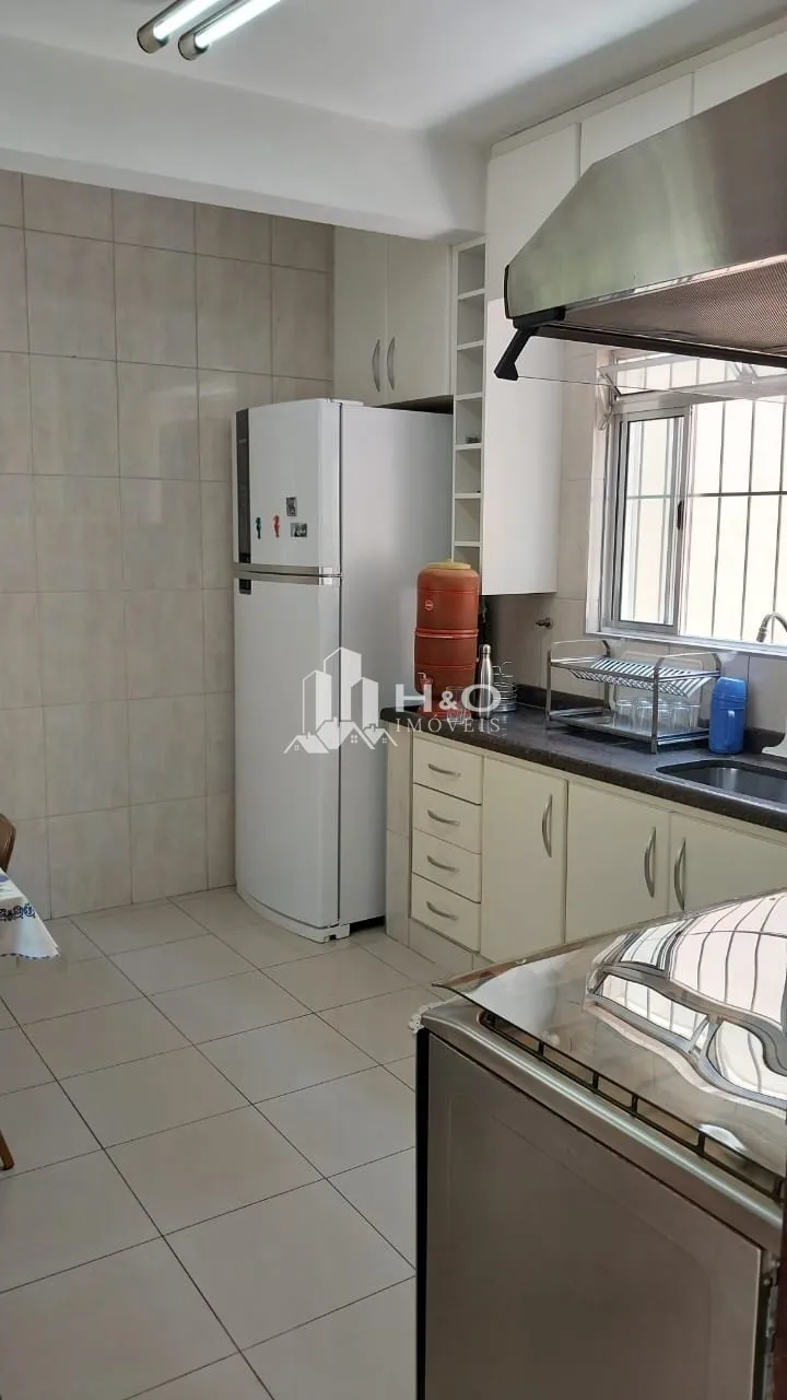 Imagem Sobrado de 4 quartos, 180m² no bairro Vila Santa Isabel, em São Paulo