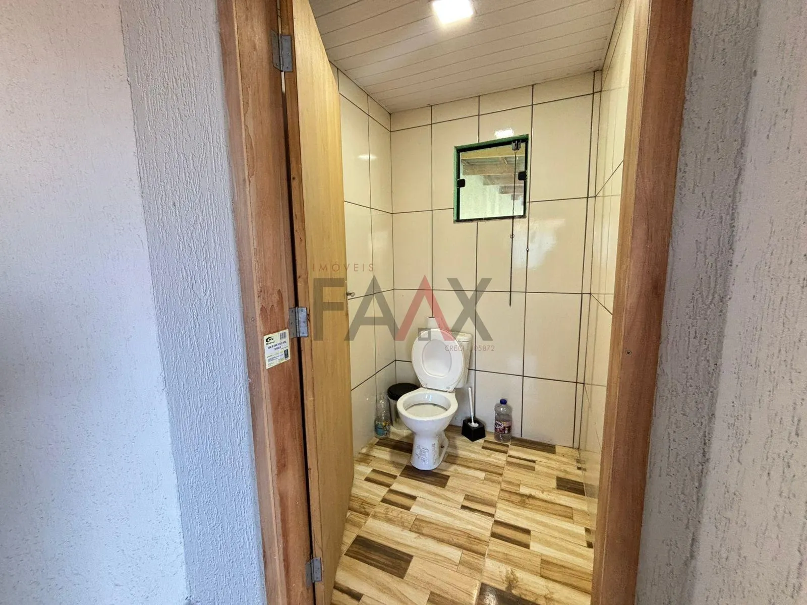 Imagem Sala Comercial Ideal para Garagem de Veículos no Conradinho