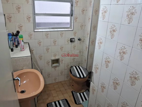 Imagem Apartamento a venda em Santos no bairro da Aparecida de 2 dormitórios no primeiro andar de frente com uma vaga de garagem por R$ 426.000,00