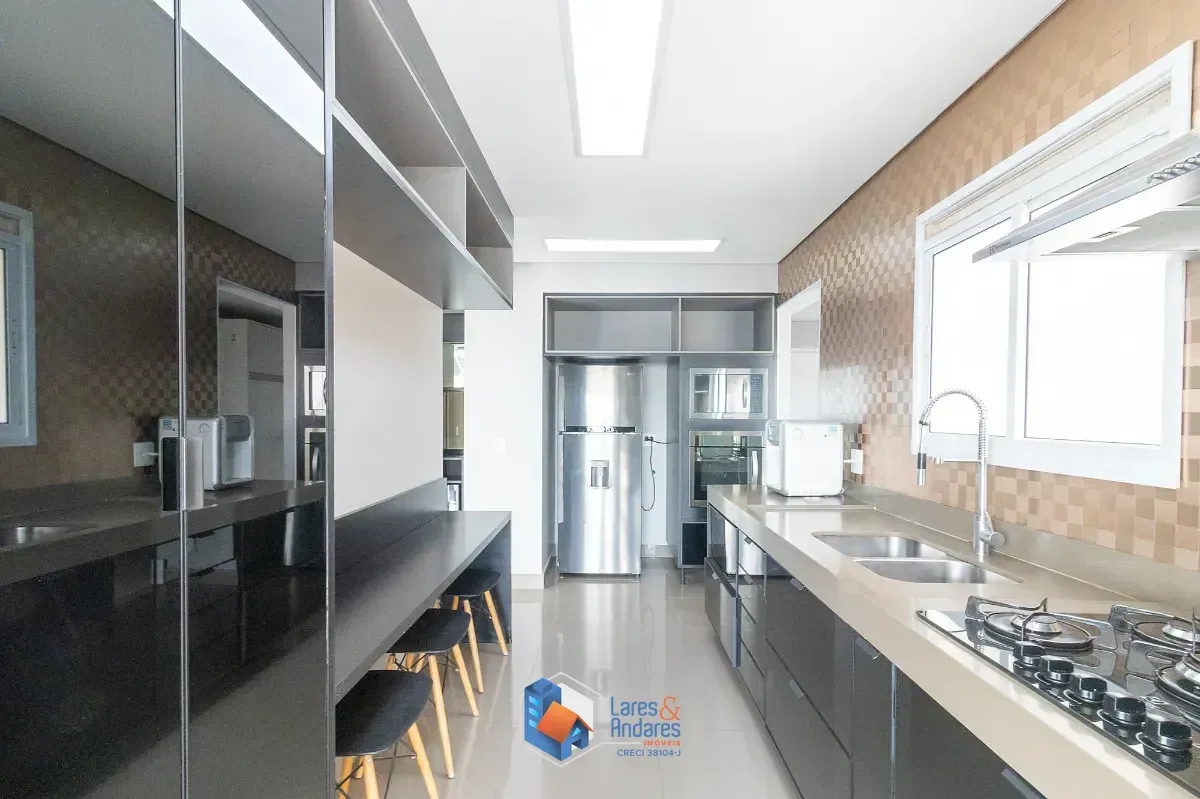 Imagem Apartamento para venda em Jardim Arpoador com 3 quartos, sendo 3 suítes, 171m²