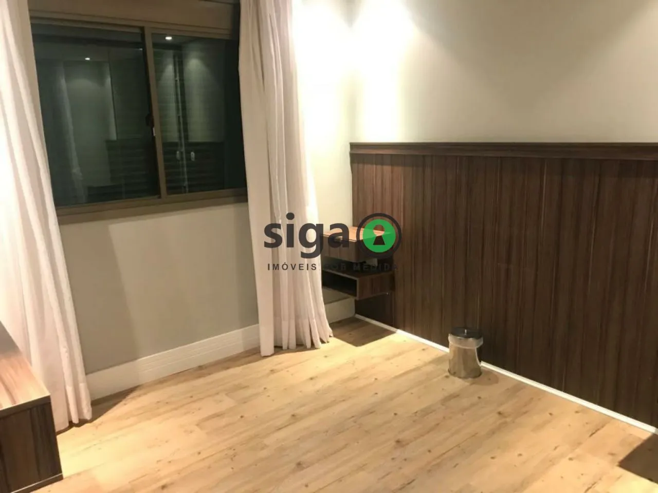 Imagem Duplex equipado e decorado com 100m2, 2 Suites , lavabo, cozinha planejada e 2 vagas