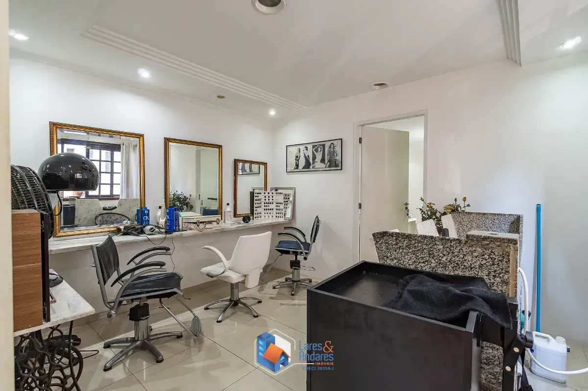 Imagem Sobrado para venda em Vila Congonhas com 4 quartos, 398m²