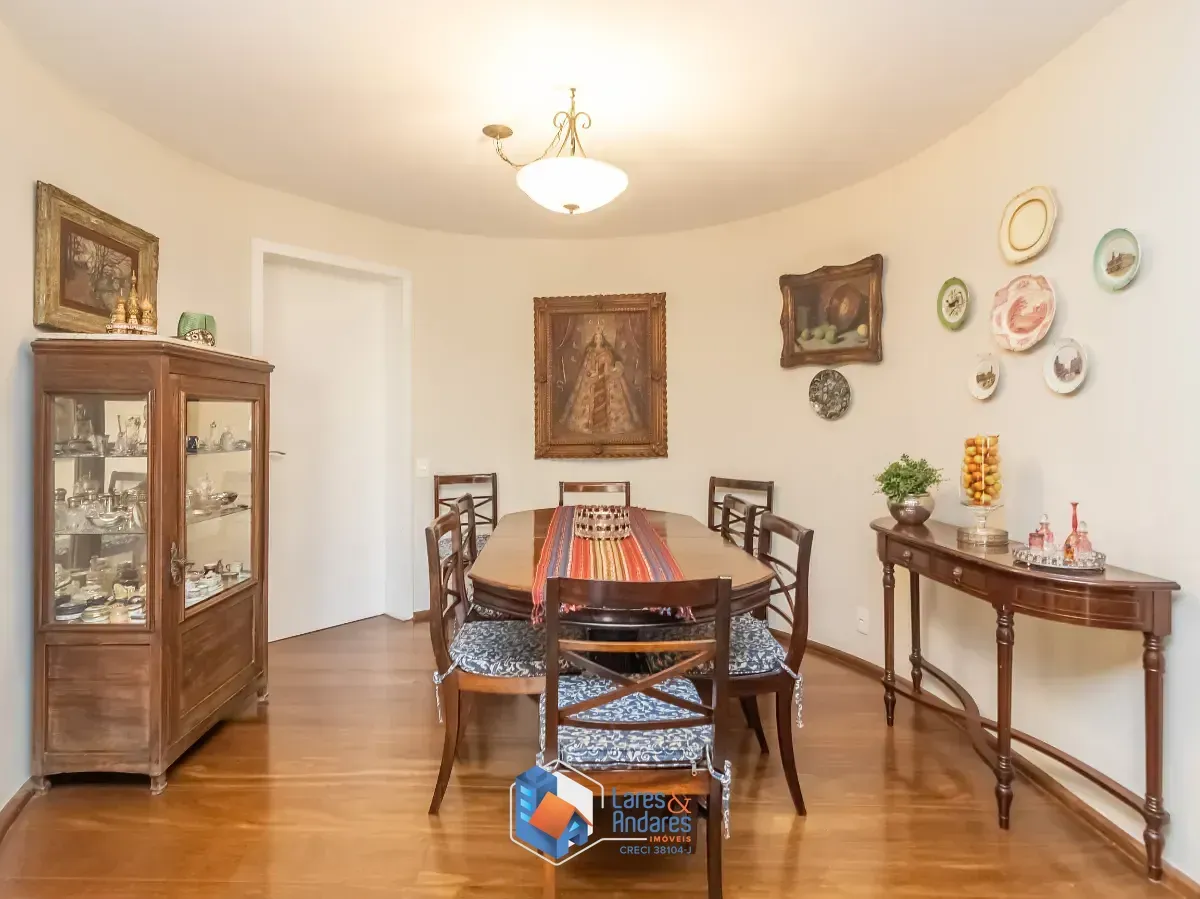Imagem Apartamento para venda em Moema com 4 quartos, sendo 1 suíte, 170m²